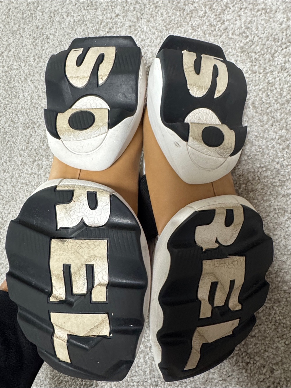 Sorel Women's White Mesh Slip-On Sneakers with Black Strap and Tan Heel - Picture 4 of 7